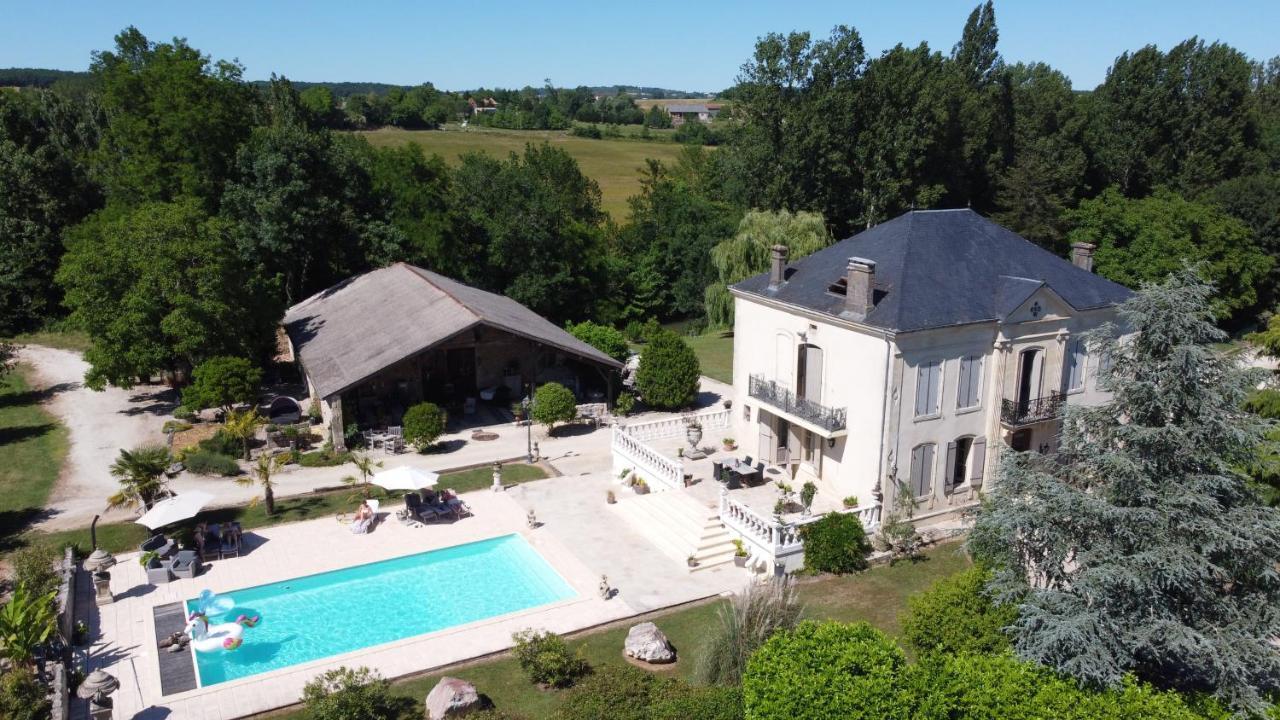En Bord De Riviere Bed and Breakfast Casseneuil Eksteriør billede