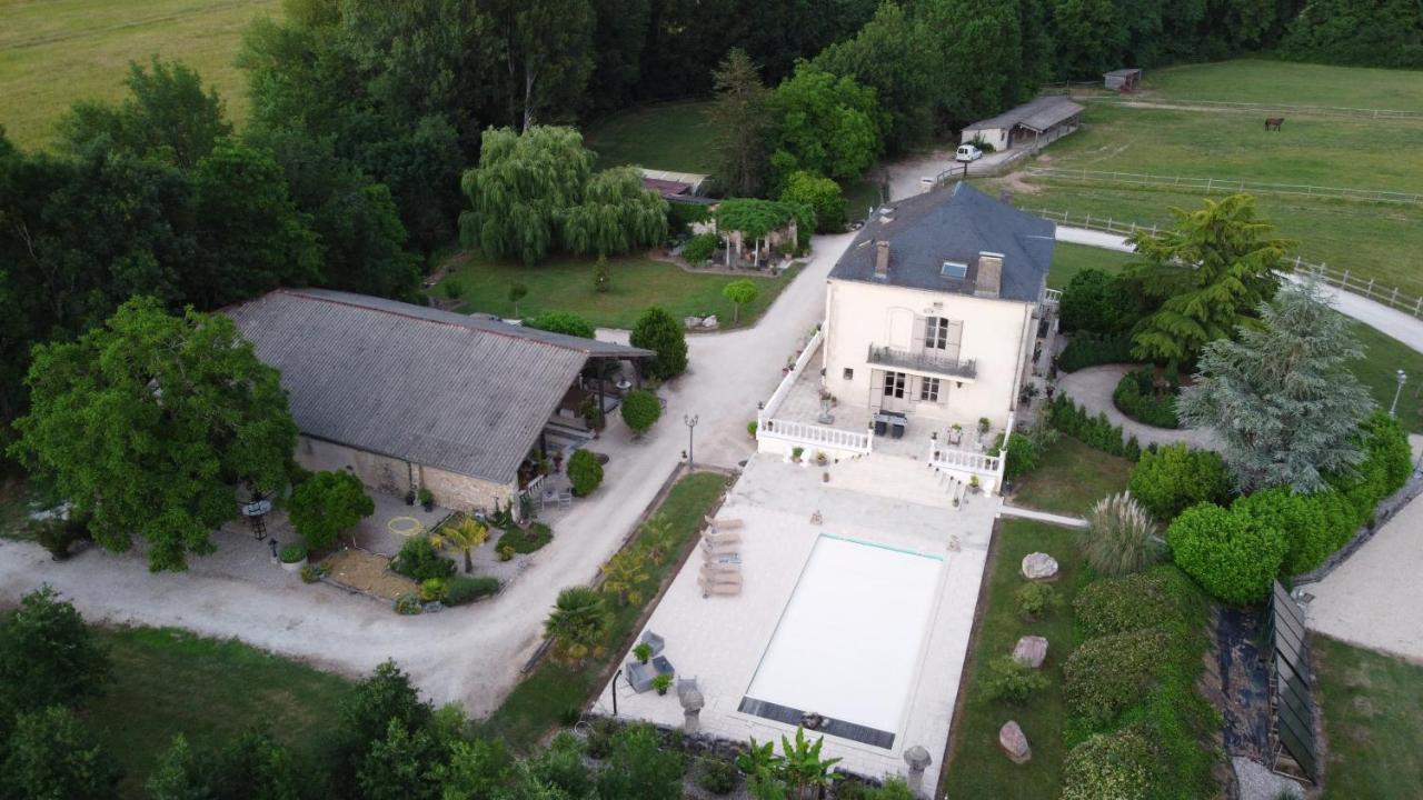 En Bord De Riviere Bed and Breakfast Casseneuil Eksteriør billede